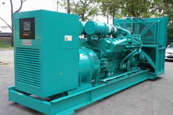 铜官柴油发电机组电压不稳定怎样维修？