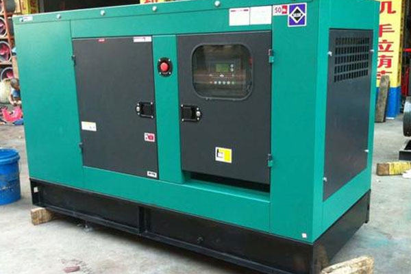 铜官如何检查机油的使用时间？